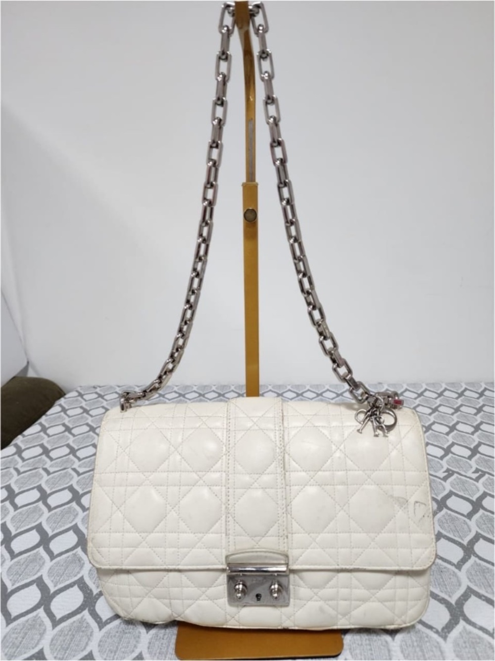 Authentic Christian Dior Leather Miss Dior Promenade Chain Bag Off-White
